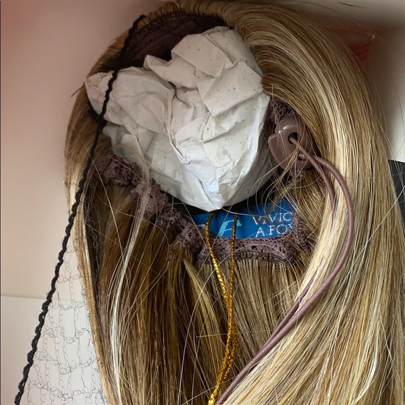 NWT Vivica A. Fox 31” Straight Drawstring Ponytail - Picture 8 of 8